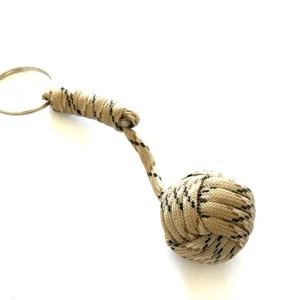 MonkeyFist / Apnäve –  nyckelring – DESERT